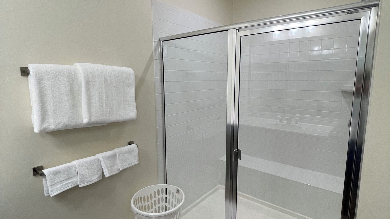 Photo of Bathroom in Largo