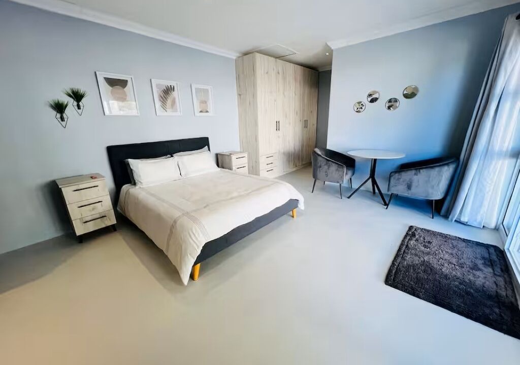 Photo of Bedroom in Mountainside