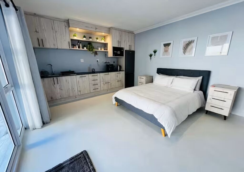 Photo of Bedroom in Mountainside