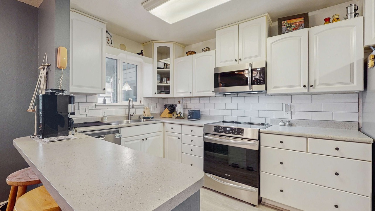 Photo of Kitchen in Tahoe Island