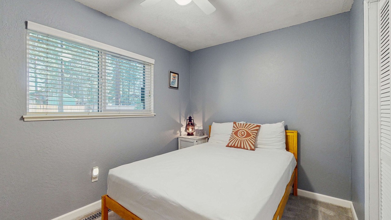 Photo of Bedroom in Tahoe Island