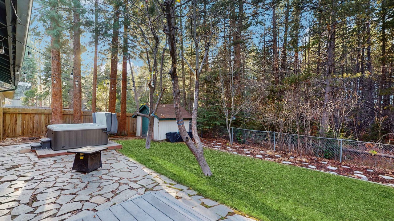 Photo of Patio Balcony in Tahoe Island