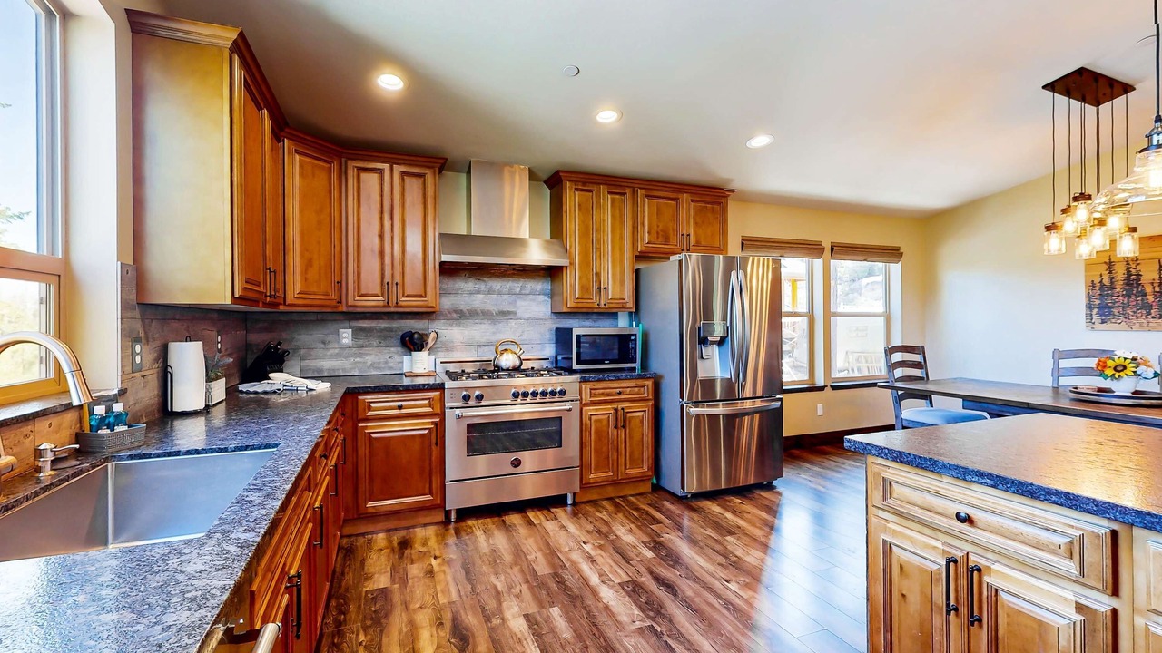 Photo of Kitchen in North Upper Truckee