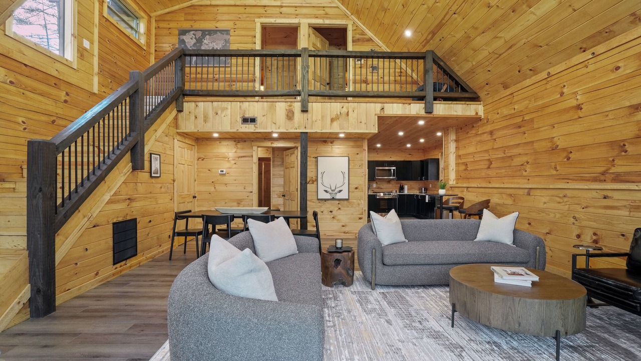 Photo of Livingroom in McArthur