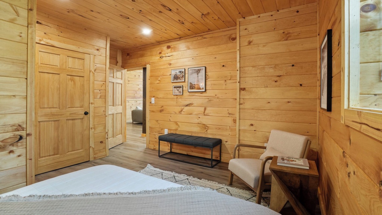 Photo of Bedroom in McArthur
