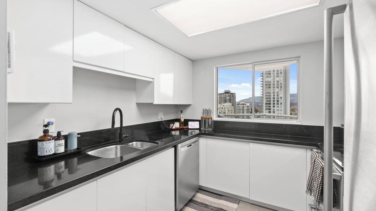 Photo of Kitchen in Lower Lonsdale