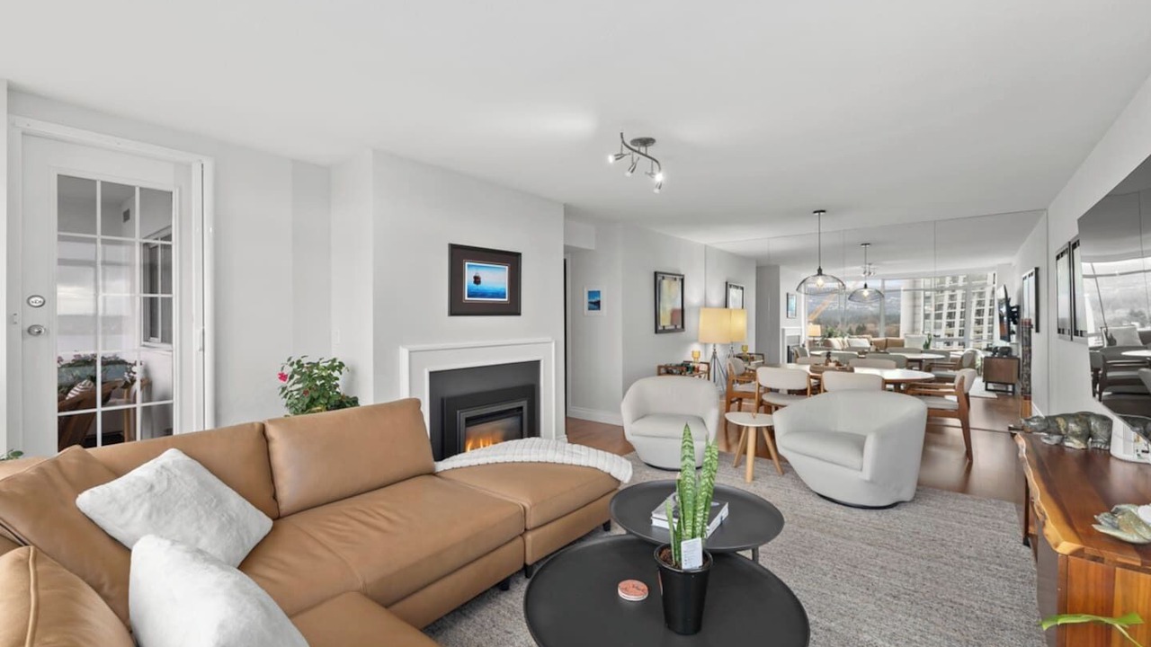Photo of Livingroom in Lower Lonsdale