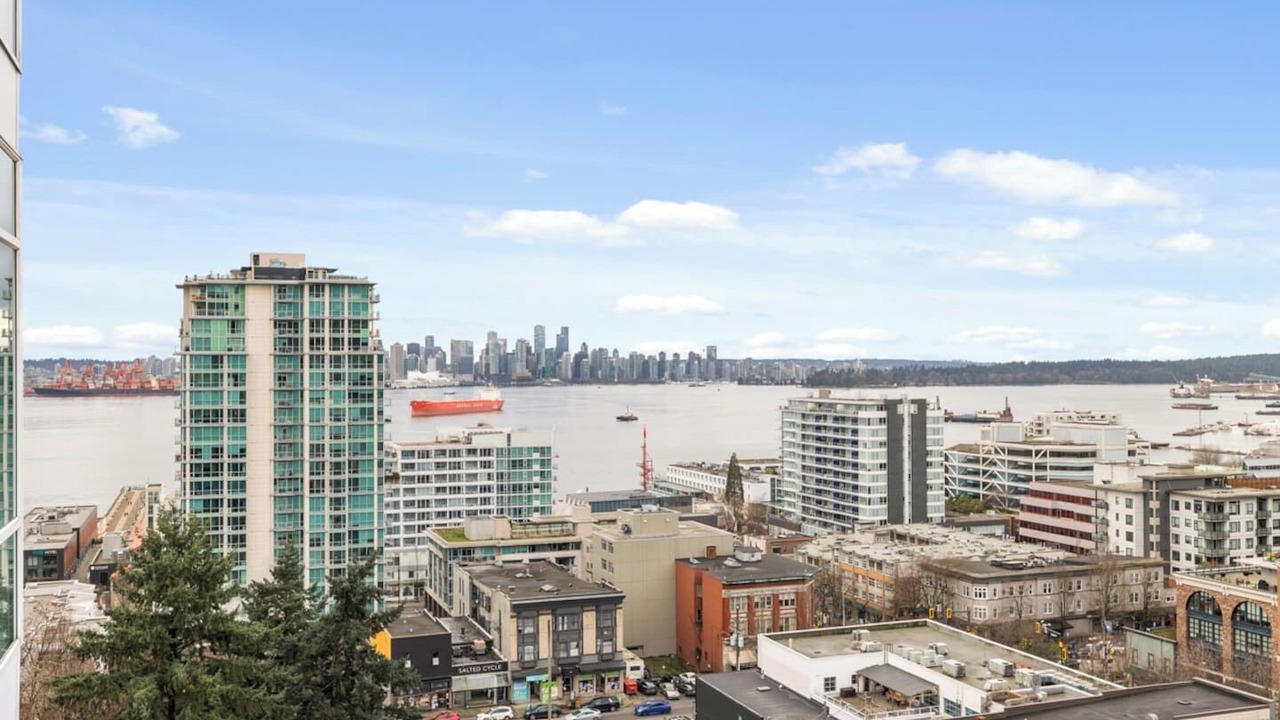 Photo of Patio Balcony in Lower Lonsdale