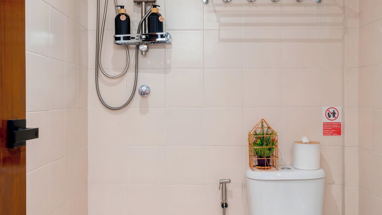 Photo of Bathroom in Khlong Toei
