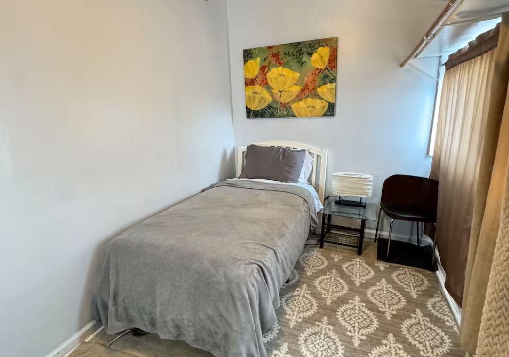 Photo of Bedroom in Fairlawn