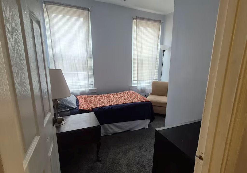 Photo of Bedroom in Fairlawn