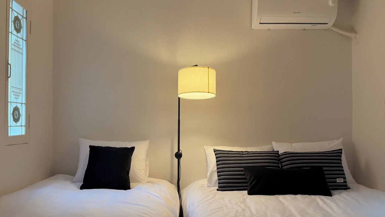 Photo of Bedroom in Hapjeong-dong