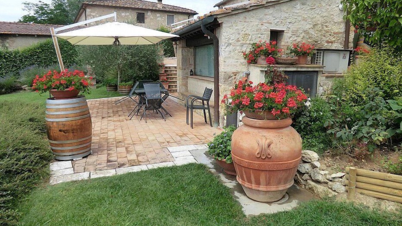 Photo of Outdoor in Lano