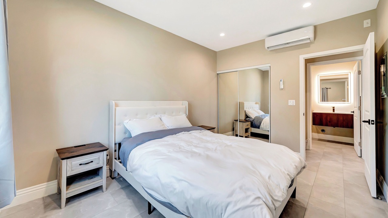 Photo of Bedroom in West Hills