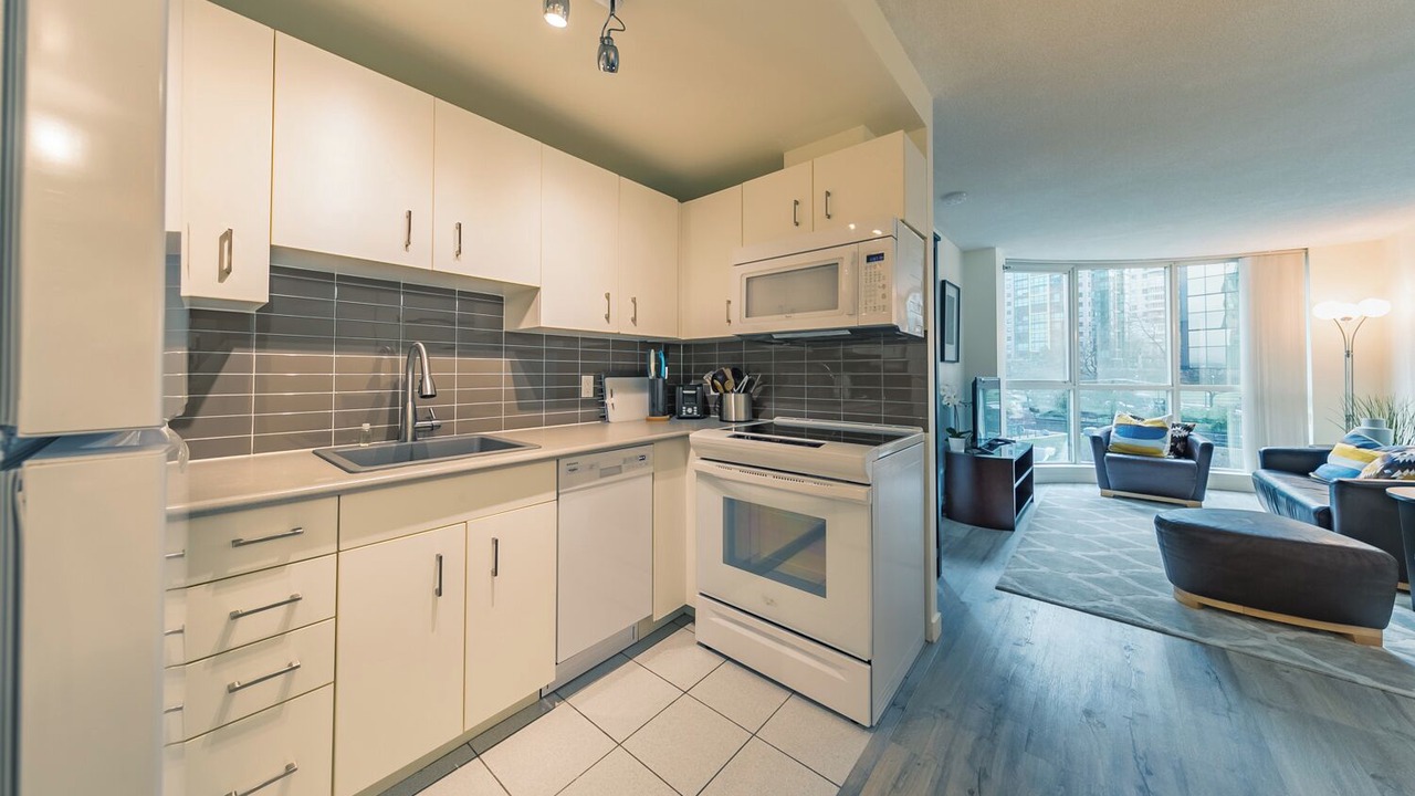 Photo of Kitchen in Coal Harbour
