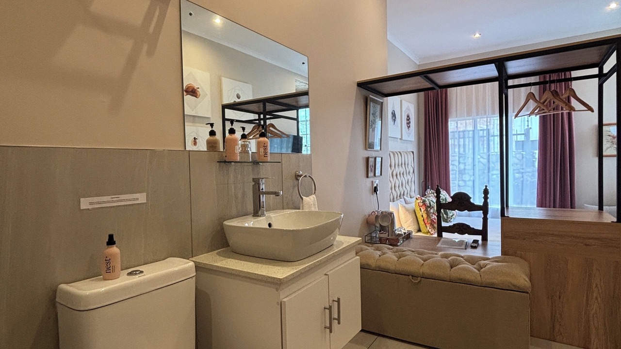 Photo of Bathroom in Greater Johannesburg Metropolitan Area