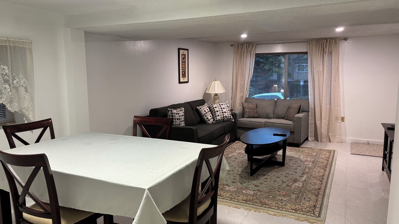 Photo of Livingroom in North Vancouver