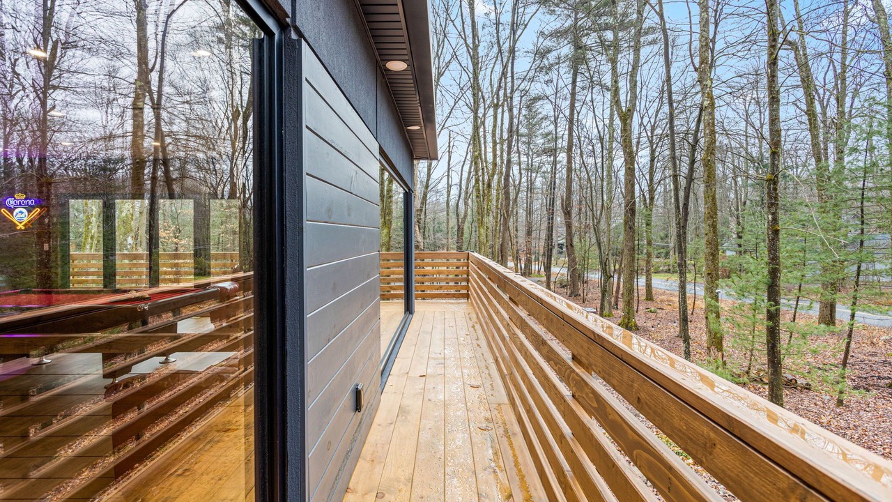 Photo of Patio Balcony in Pocono Pines