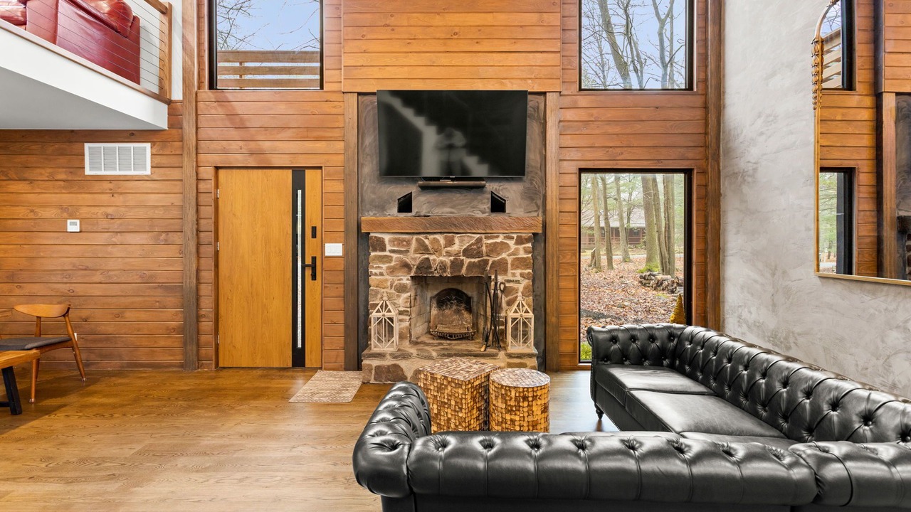 Photo of Livingroom in Pocono Pines