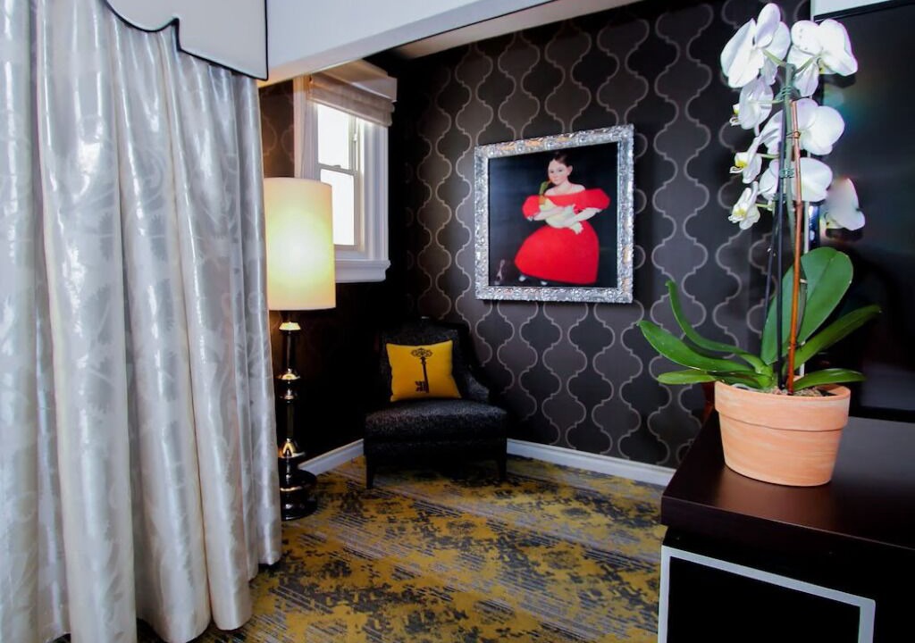 Photo of Bedroom in Kalorama Heights