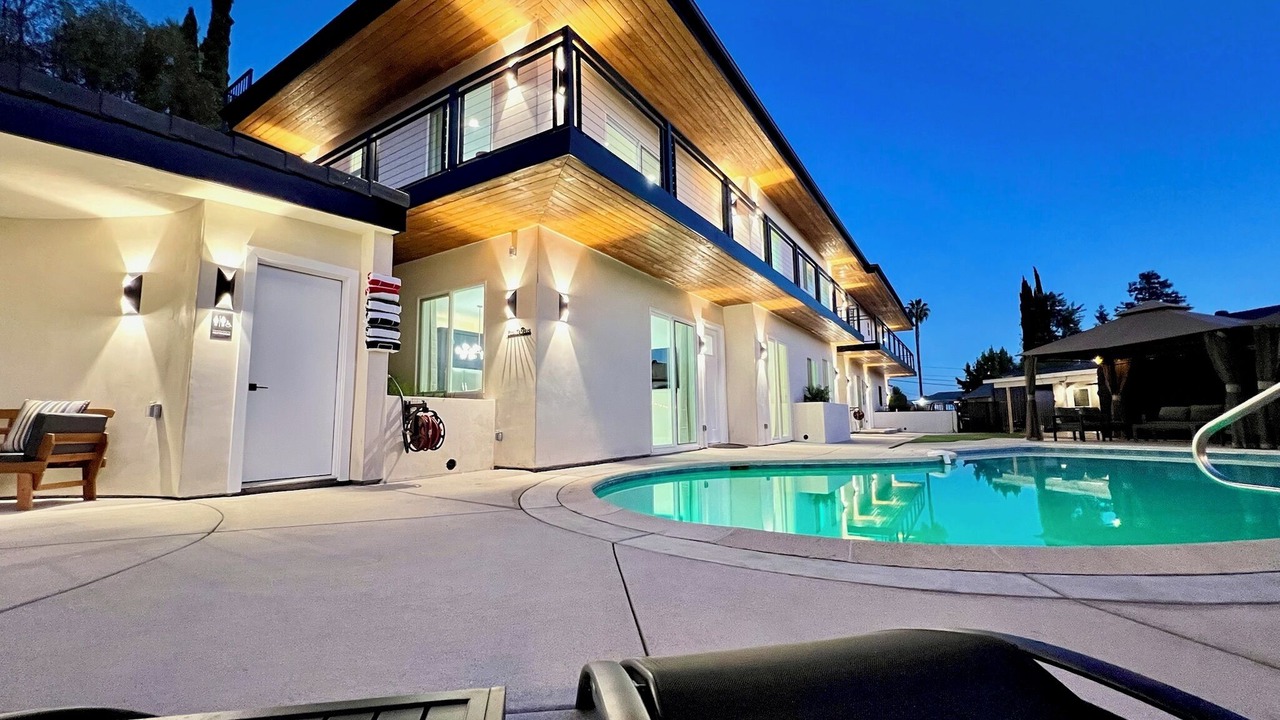 Photo of Outdoor in West Hills