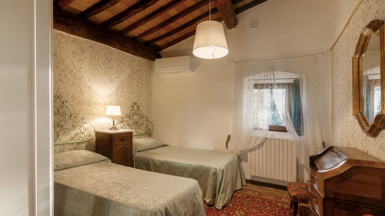 Photo of Bedroom in Montespertoli