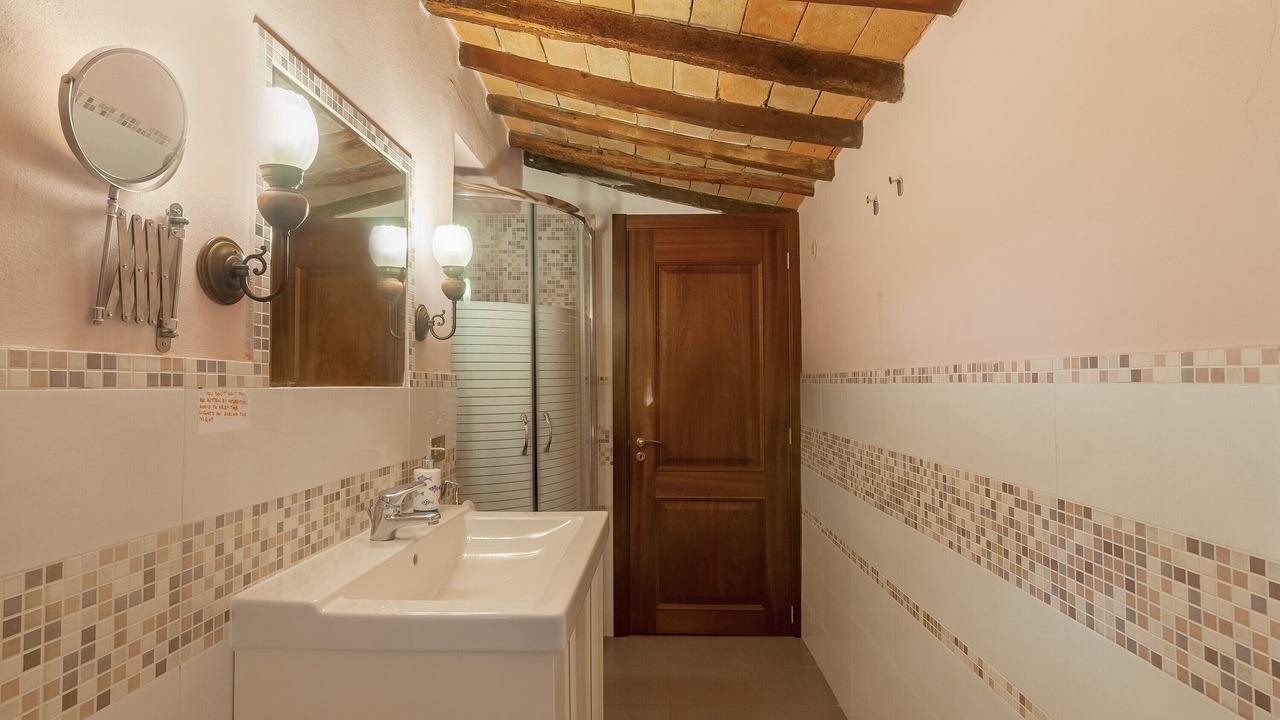 Photo of Bathroom in Montespertoli