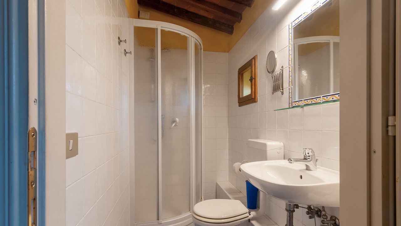 Photo of Bathroom in Montespertoli