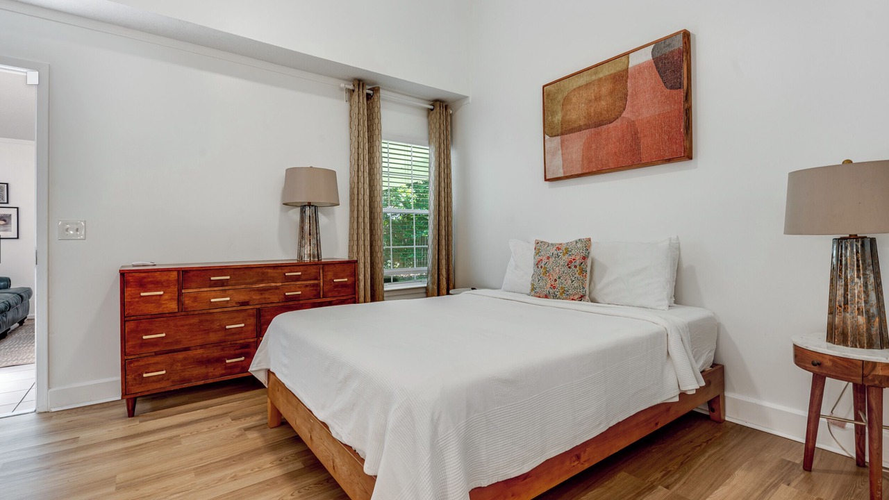 Photo of Bedroom in Golden Glades - The Woods