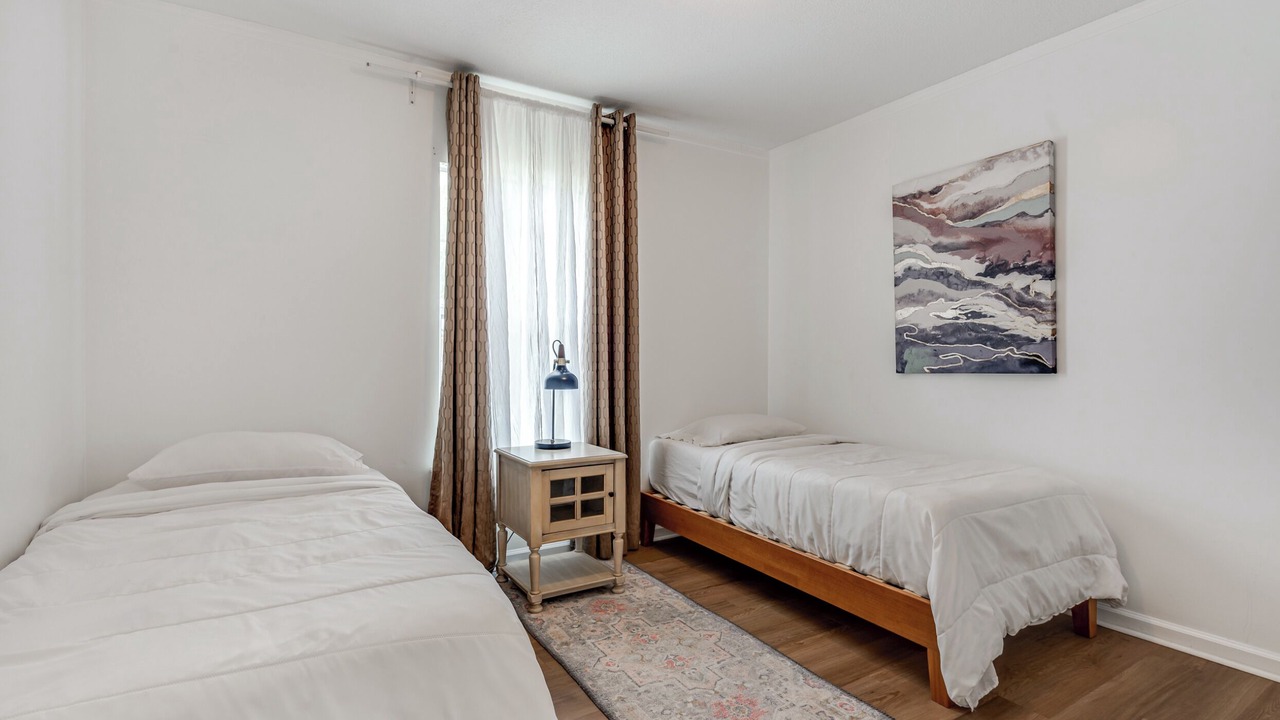 Photo of Bedroom in Golden Glades - The Woods