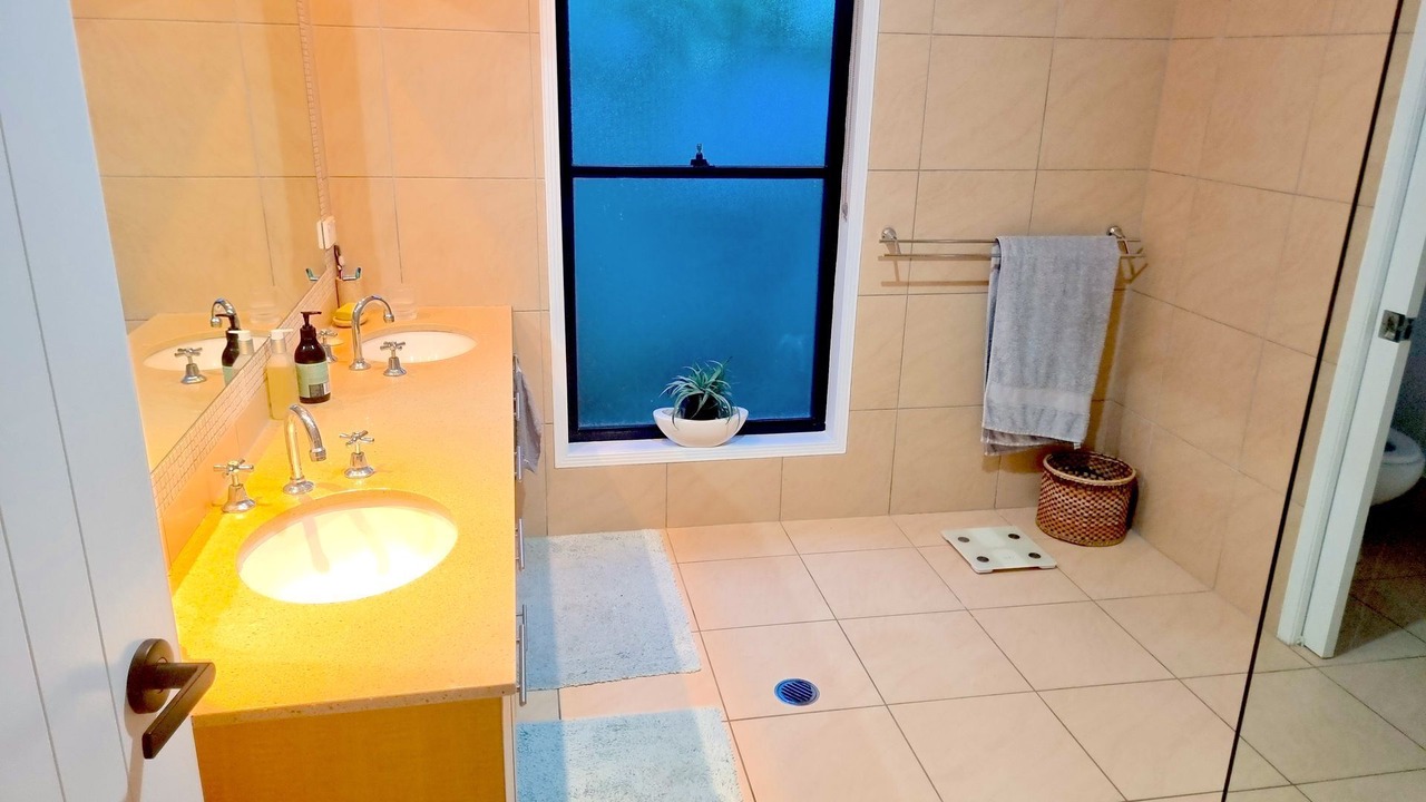 Photo of Bathroom in Parrearra