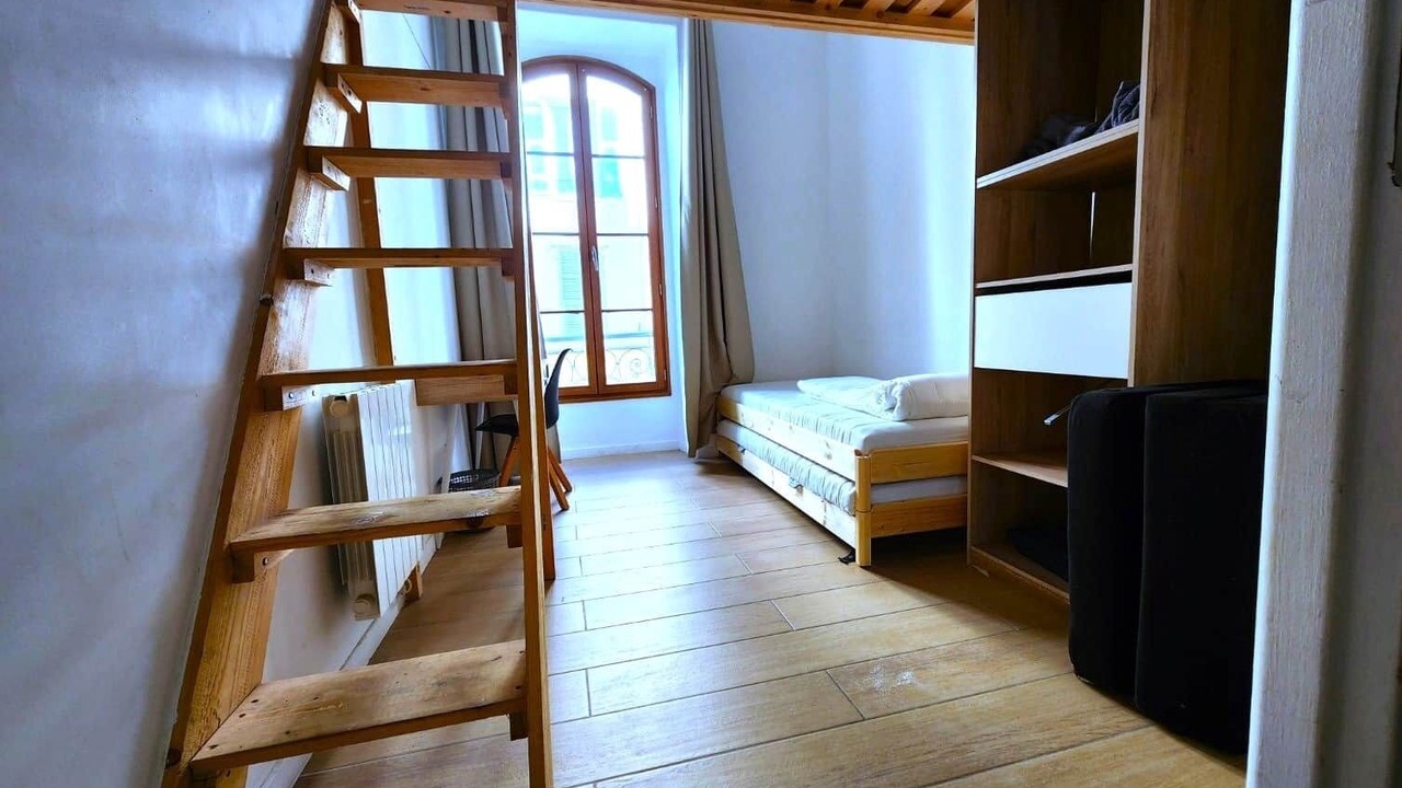Photo of Bedroom in Jean-Medecin