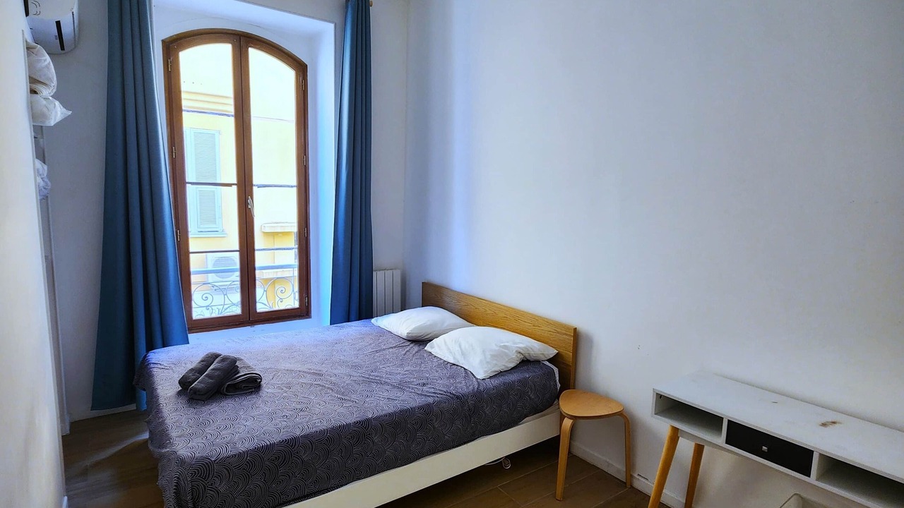 Photo of Bedroom in Jean-Medecin