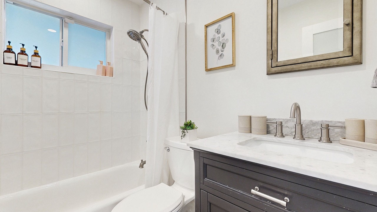 Photo of Bathroom in Coral Ridge Isles