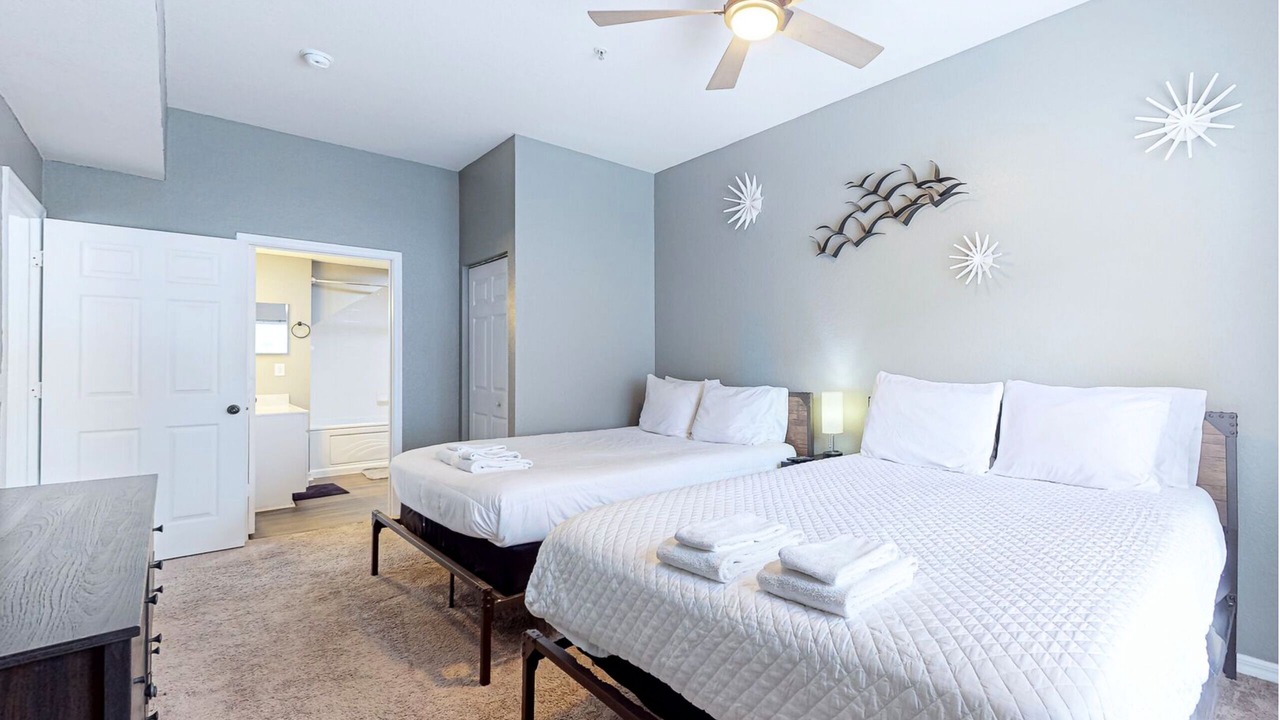 Photo of Bedroom in Venetian Bay Villages