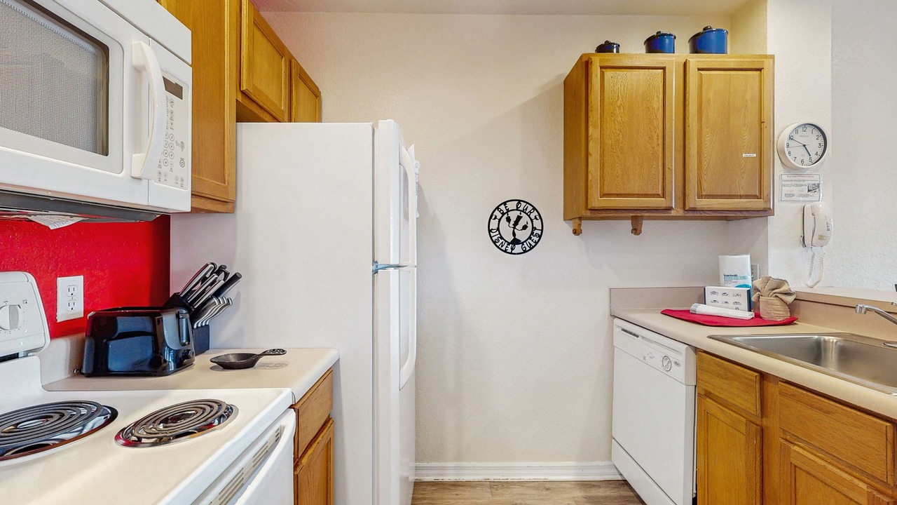 Photo of Kitchen in Venetian Bay Villages