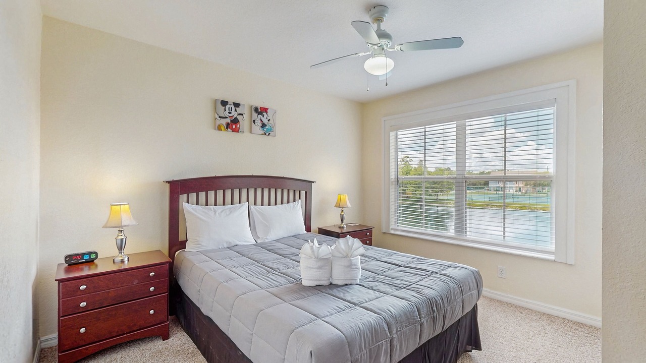Photo of Bedroom in Venetian Bay Villages