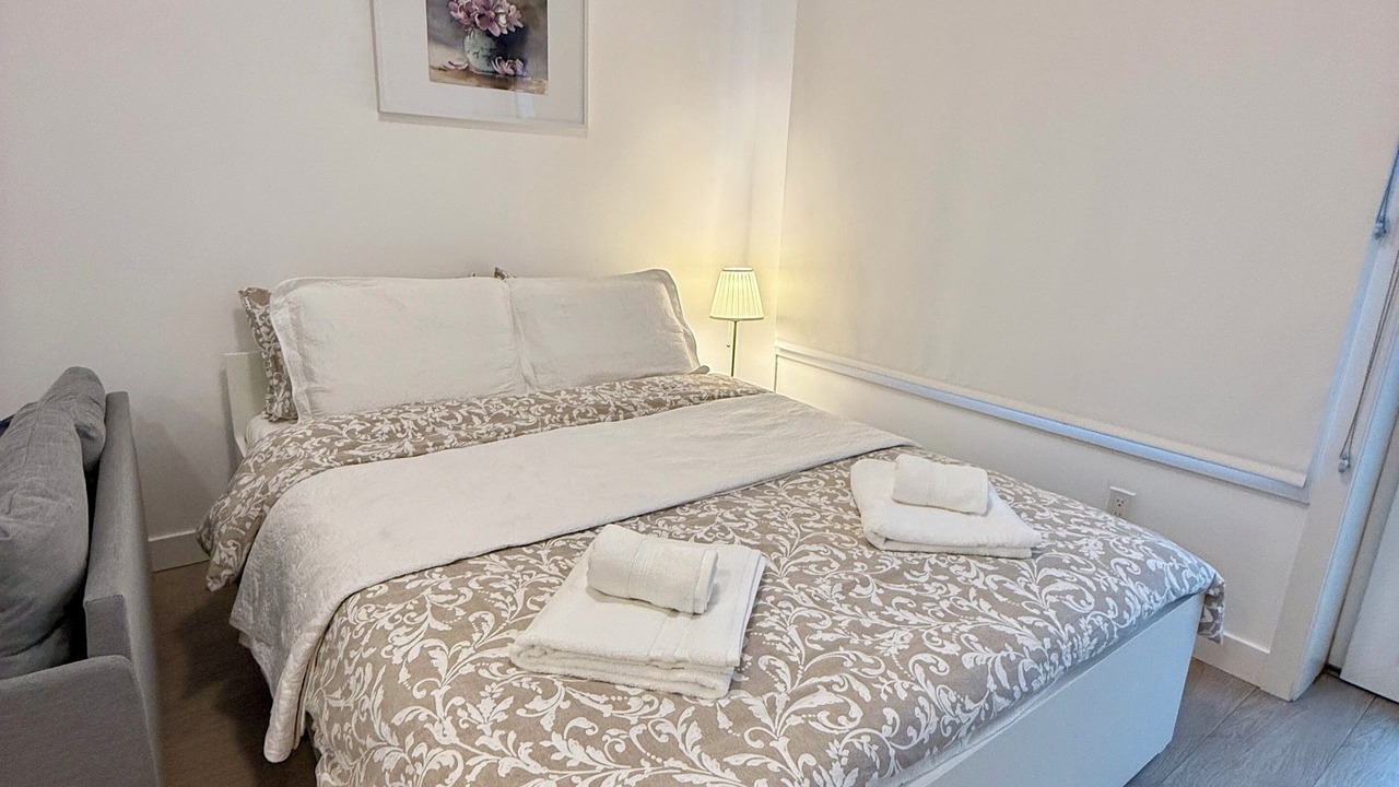 Photo of Bedroom in Lower Lonsdale