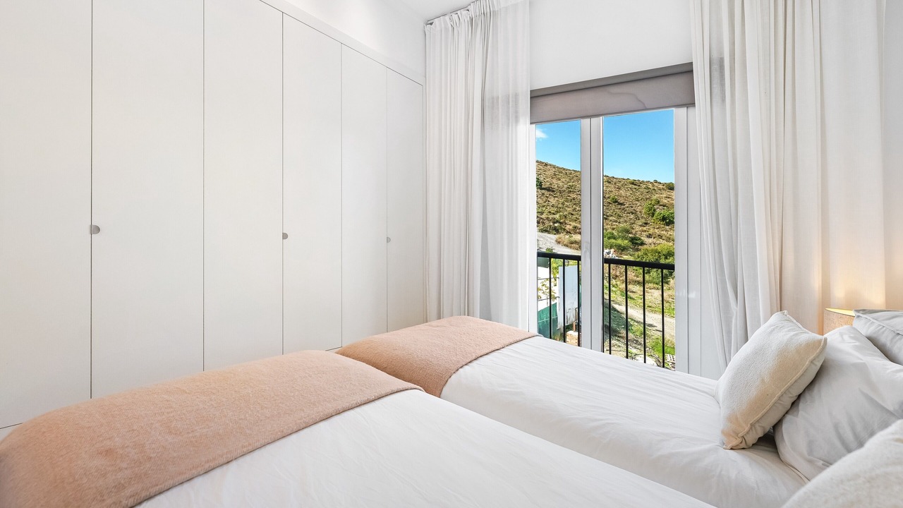 Photo of Bedroom in New Golden Mile