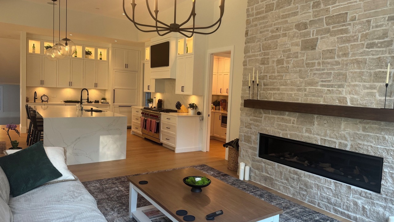 Photo of Livingroom in West Vancouver