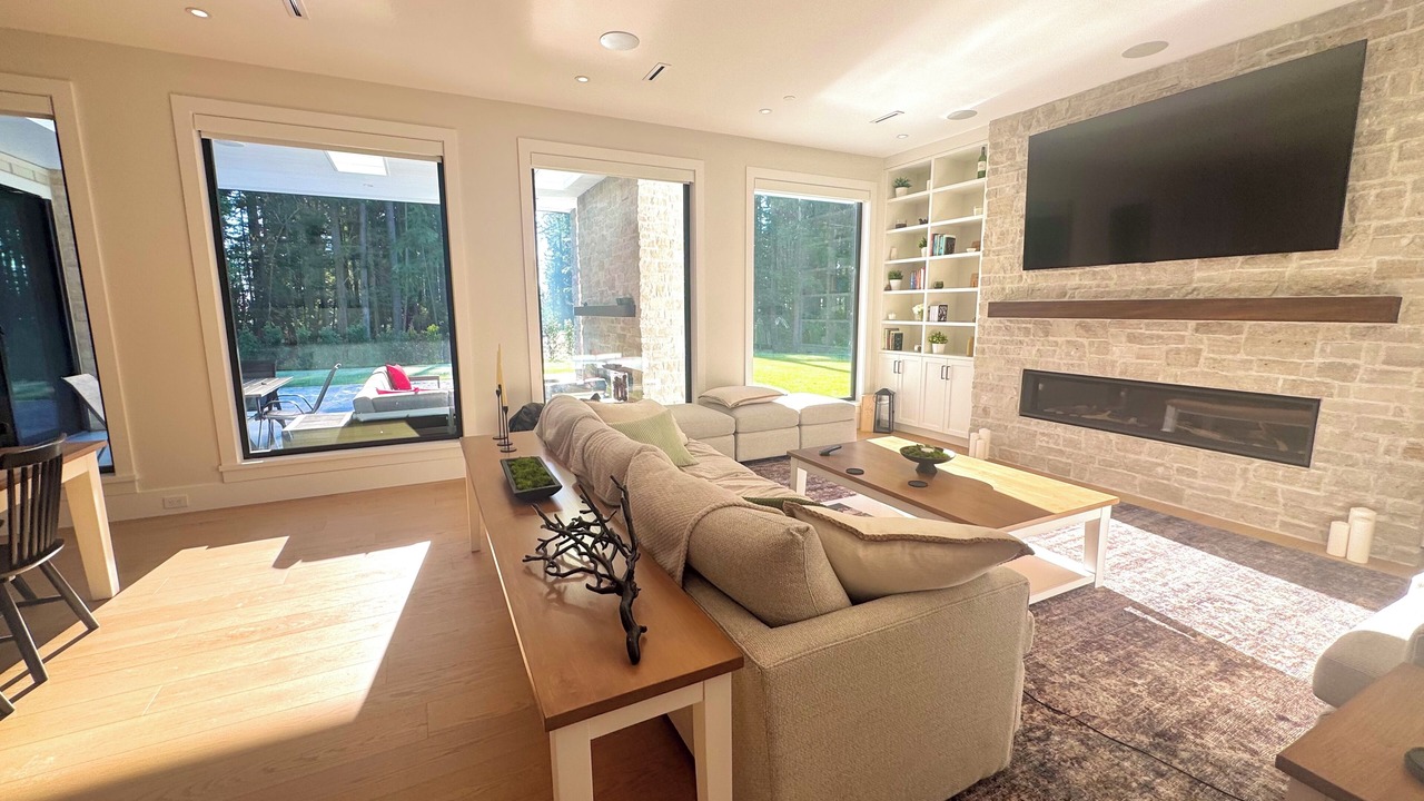 Photo of Livingroom in West Vancouver