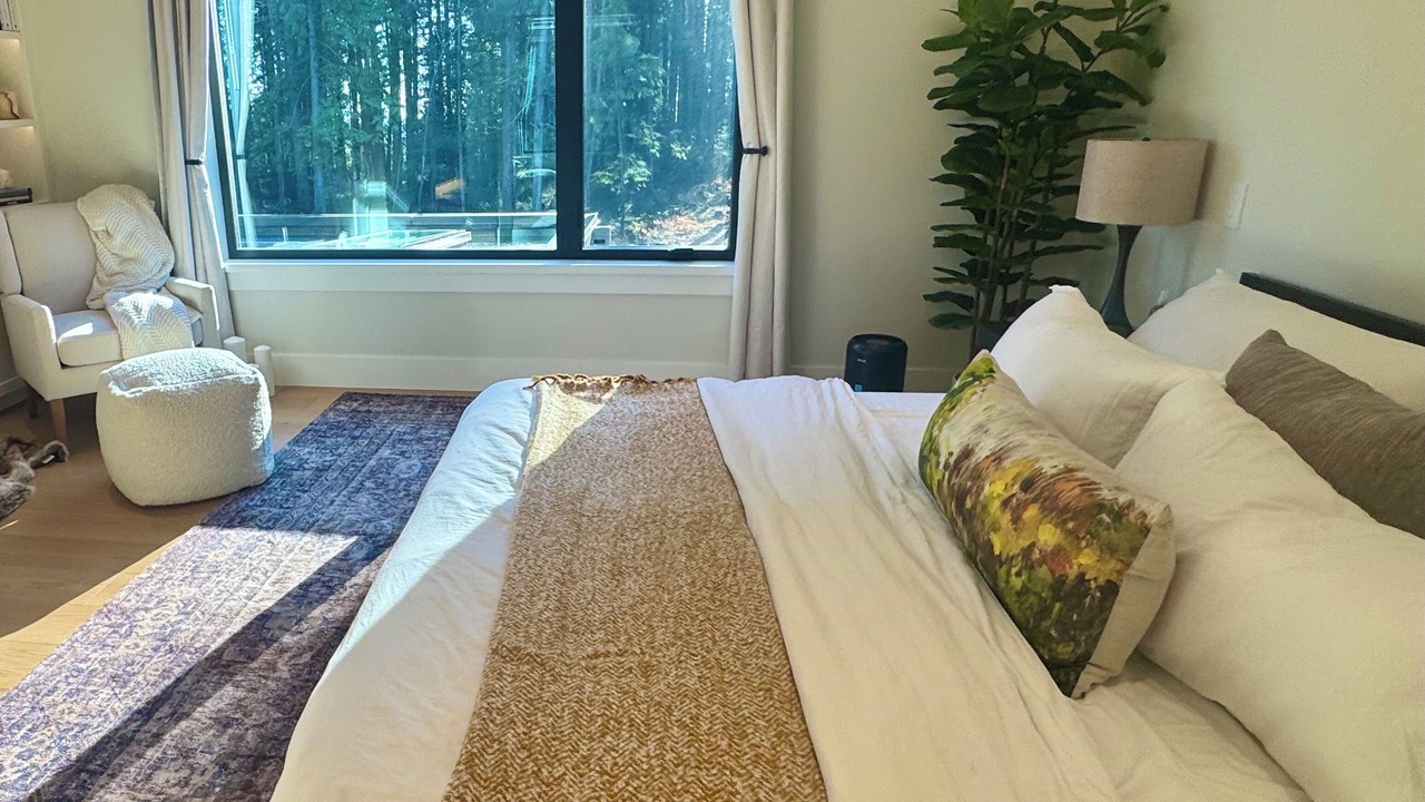 Photo of Bedroom in West Vancouver