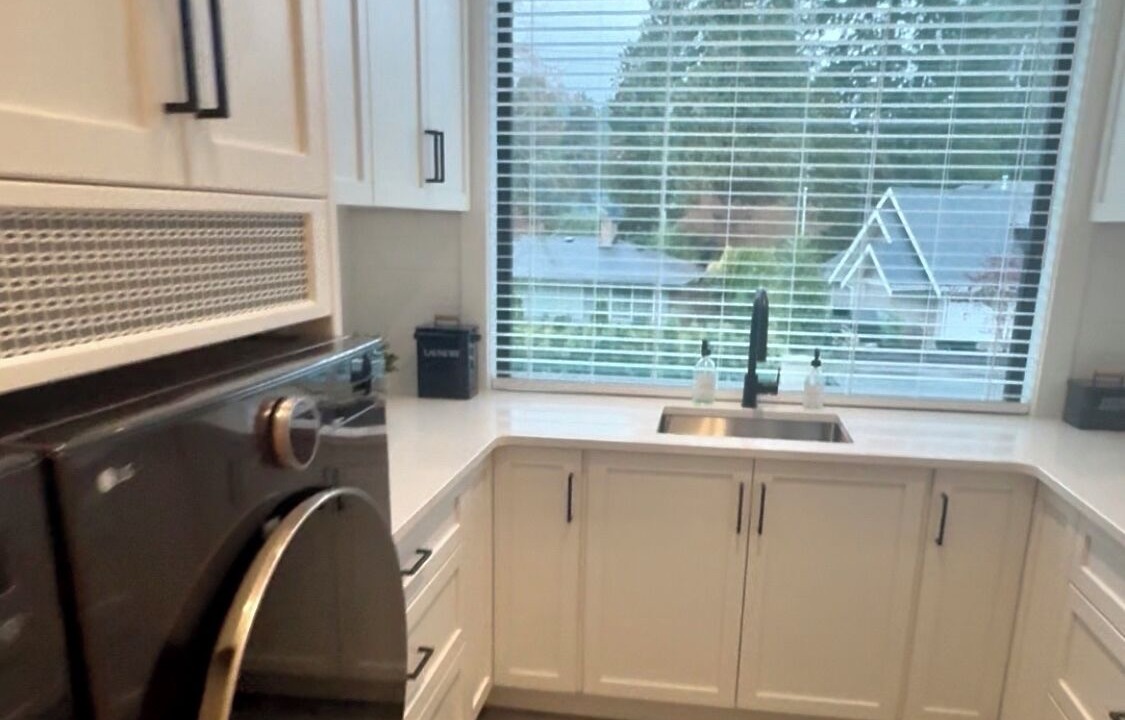 Photo of Kitchen in West Vancouver