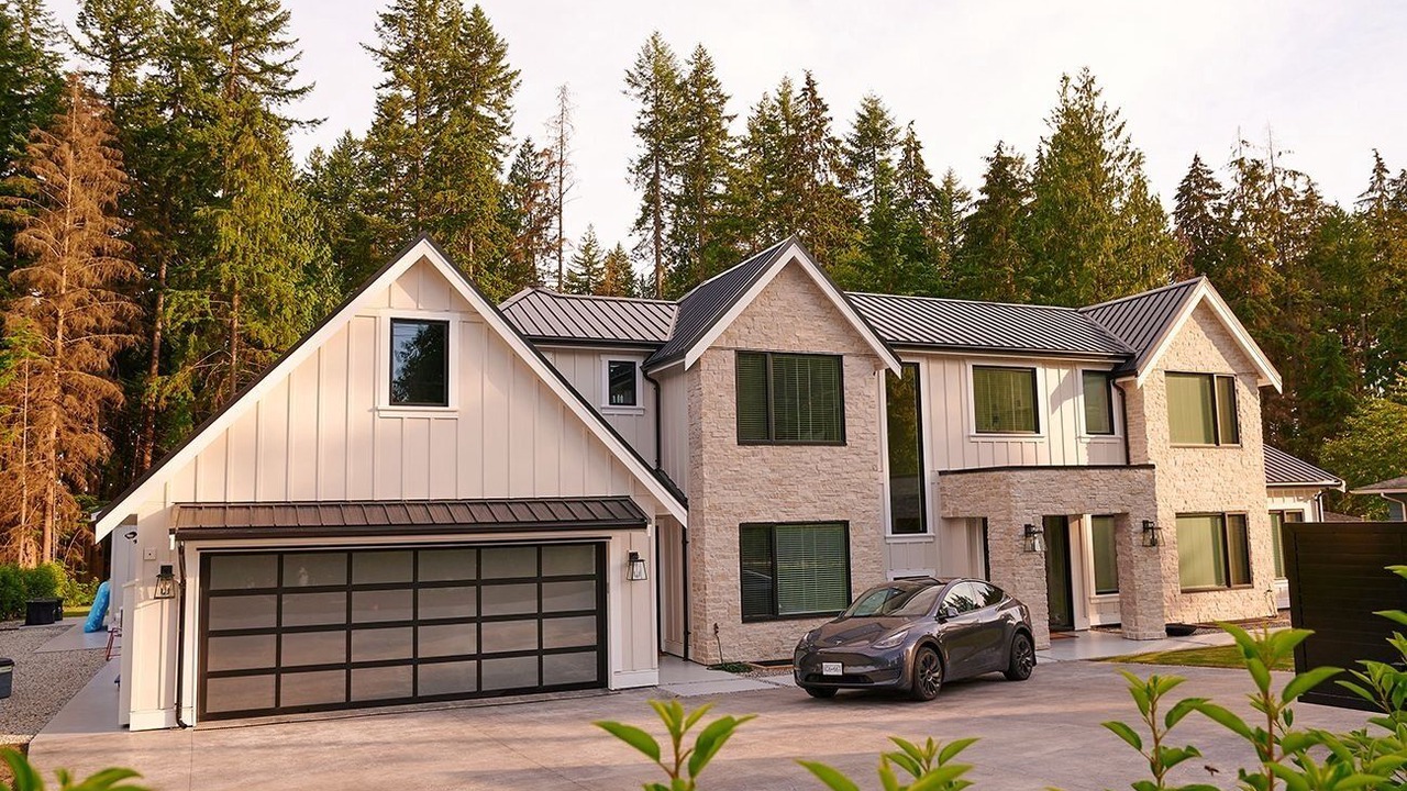 Photo of Outdoor in West Vancouver