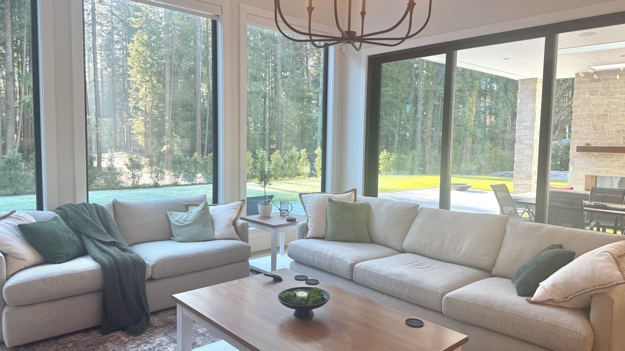 Photo of Livingroom in West Vancouver