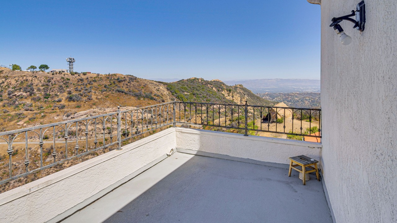 Photo of Patio Balcony in Topanga