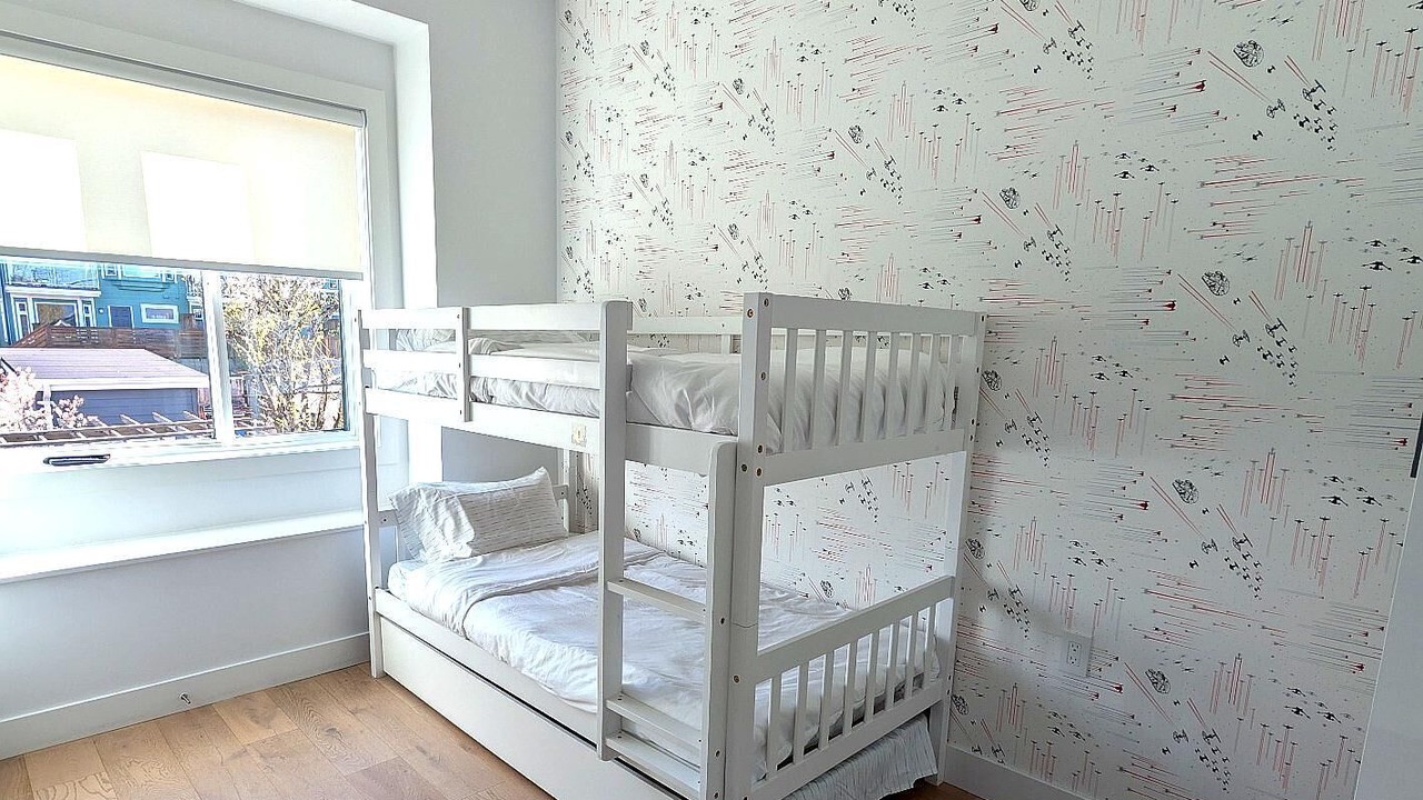 Photo of Bedroom in Riley Park