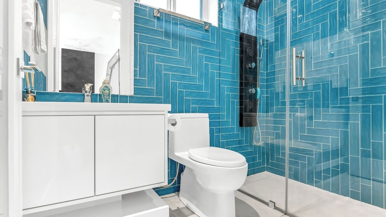 Photo of Bathroom in Riley Park