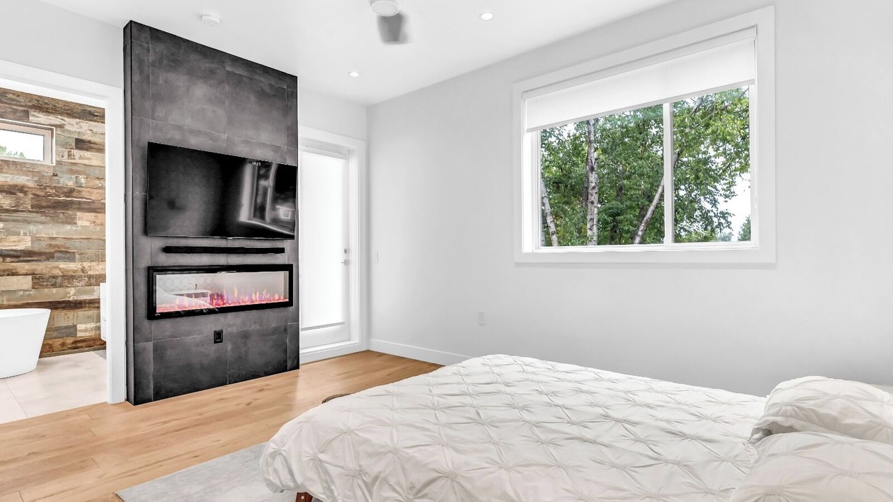 Photo of Bedroom in Riley Park