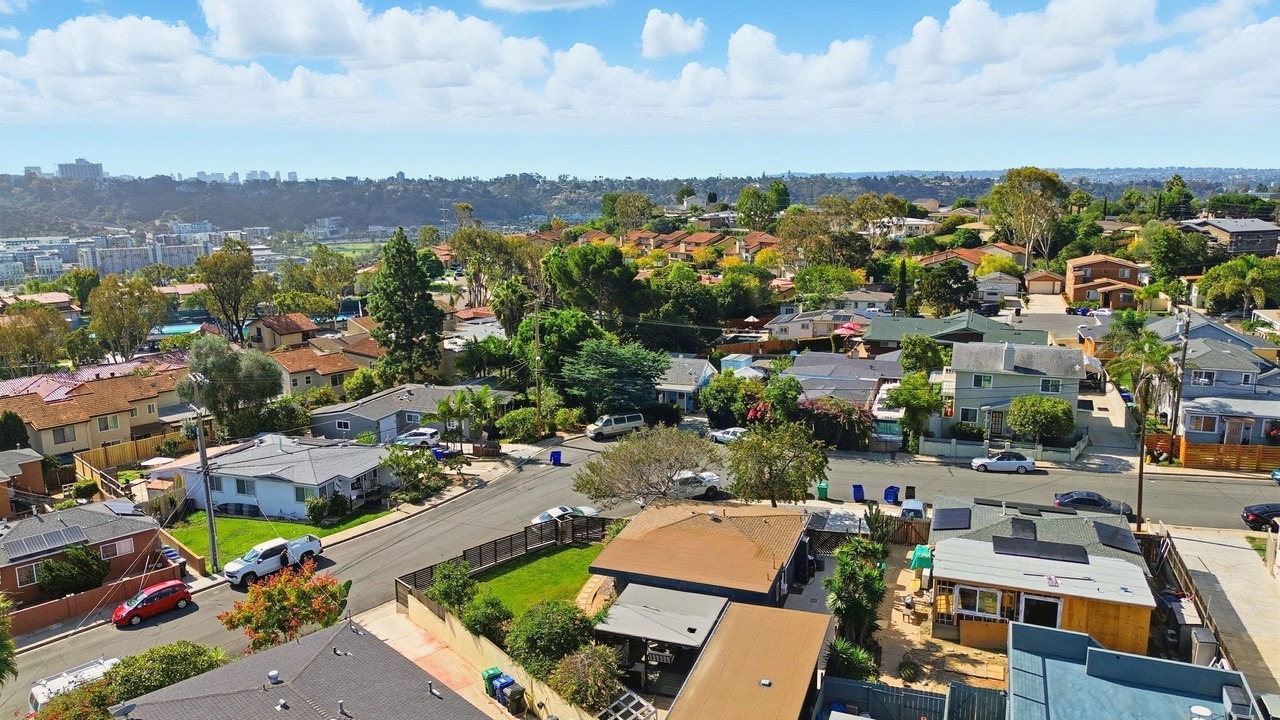Photo of Others in Linda Vista